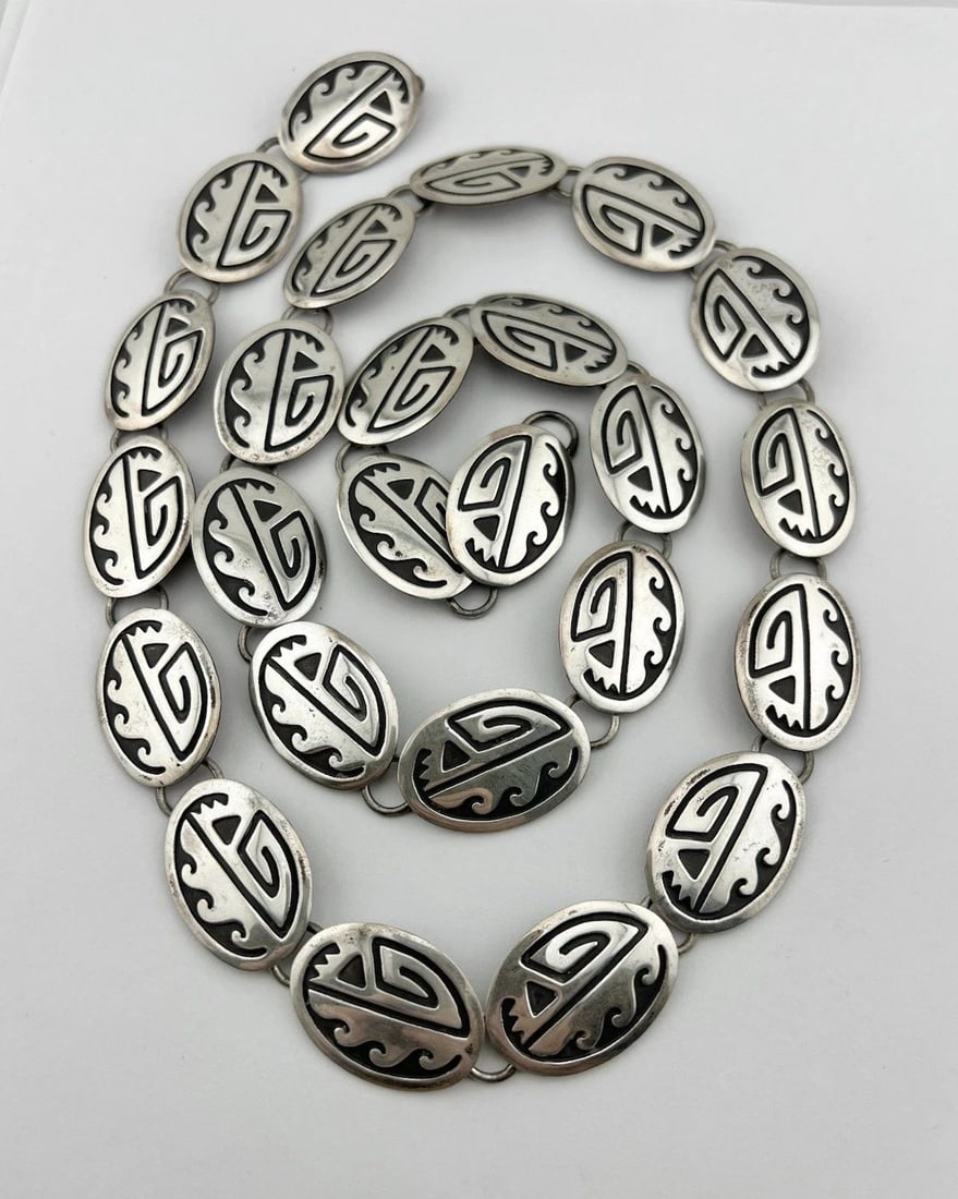 VTG HOPI STERLING SILVER TRIBAL DESIGN OVERLAY DETAILED CONCHO BELT 35"-146.8G: VTG HOPI STERLING SILVER TRIBAL DESIGN OVERLAY DETAILED CONCHO BELT 35"-146.8G Vtg Hopi Sterling Silver Tribal Design Overlay Detailed Concho Belt 35"-146.8g Belt Size: 35" - Tip To Tip - Adjustable D