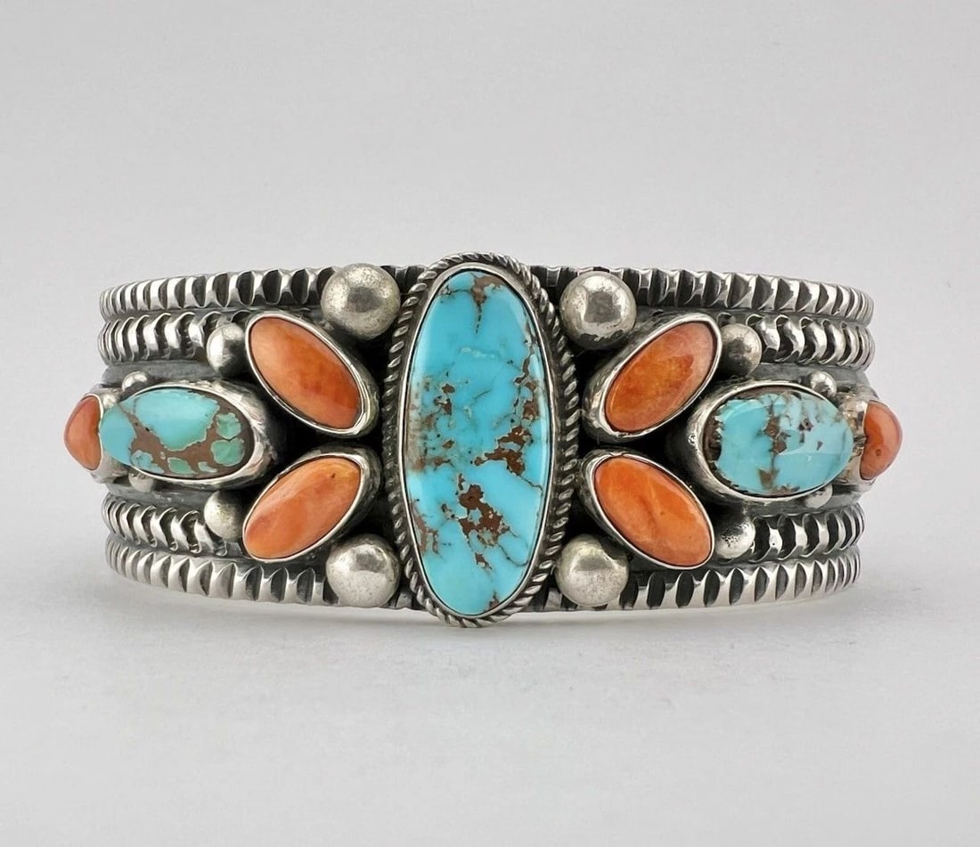 DARRELL CADMAN NAVAJO STERLING SILVER TURQUOISE SPINY OYSTER HEART CUFF BRACELET: DARRELL CADMAN NAVAJO STERLING SILVER TURQUOISE SPINY OYSTER HEART CUFF BRACELET Vtg Darrell Cadman Navajo Sterling Silver Pilot Mountain Turquoise Carved Spiny Oyster Heart Cuff Bracelet Cuff is Just