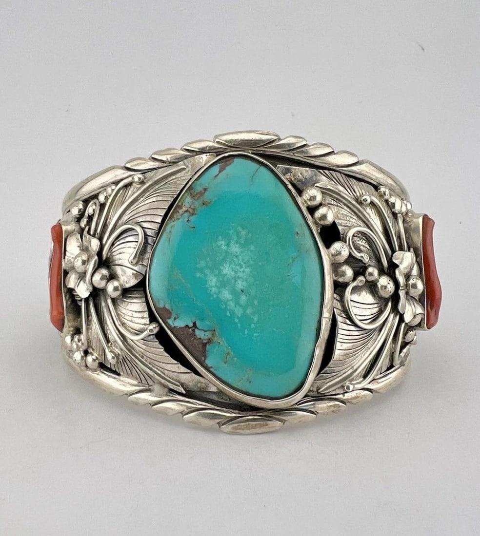 HUGE VTG NAVAJO STERLING SILVER FOX TURQUOISE CORAL STAMPED CUFF BRACELET 86.2G: HUGE VTG NAVAJO STERLING SILVER FOX TURQUOISE CORAL STAMPED CUFF BRACELET 86.2G HUGE Vtg Navajo Sterling Silver Fox Turquoise & Coral Stamped Cuff Bracelet 86.2g Cuff is 6" tip to Tip and has a 1 1/8"