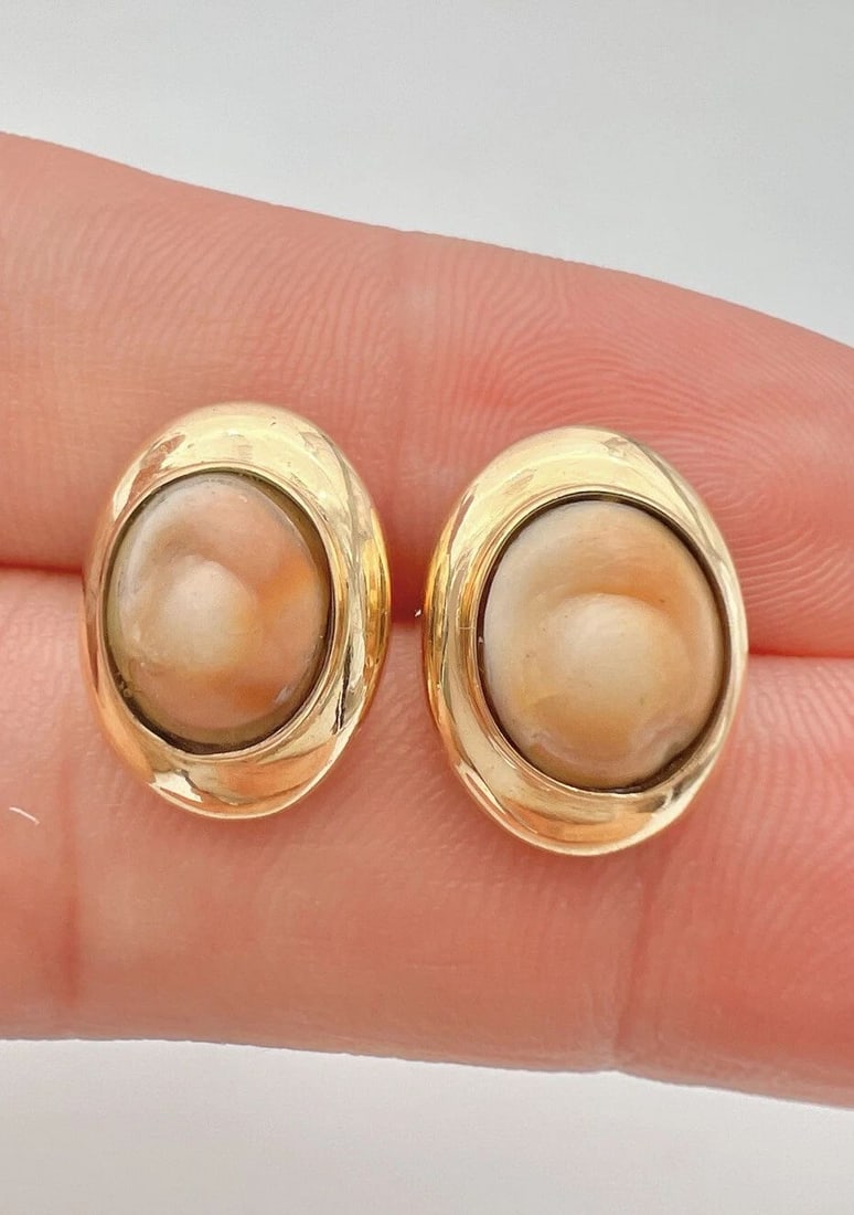 ANTIQUE 18K YELLOW GOLD ABALONE SHELL STUD POST EARRINGS (1 of 2)