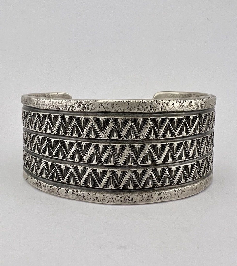 VTG STEWART BILLIE NAVAJO TUFA CAST STERLING SILVER WOVEN CUFF BRACELET 96.2G (1 of 2)