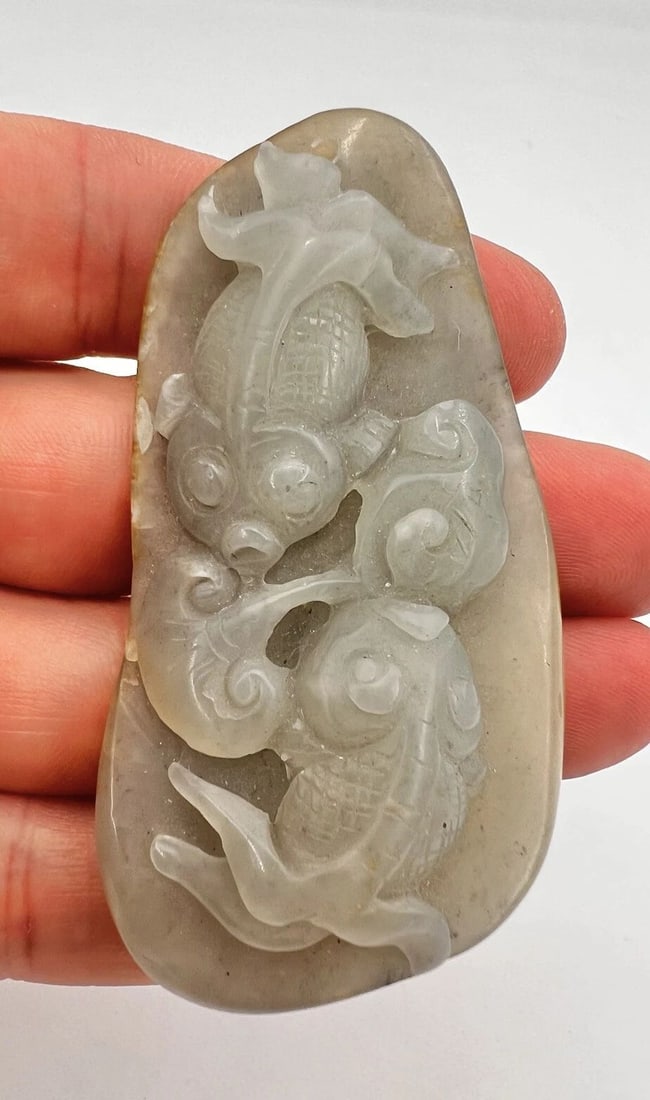 ANTIQUE CHINESE CARVED KOI FISH LIGHT GREEN & BROWN WHITE JADE JADEITE PENDANT (1 of 2)