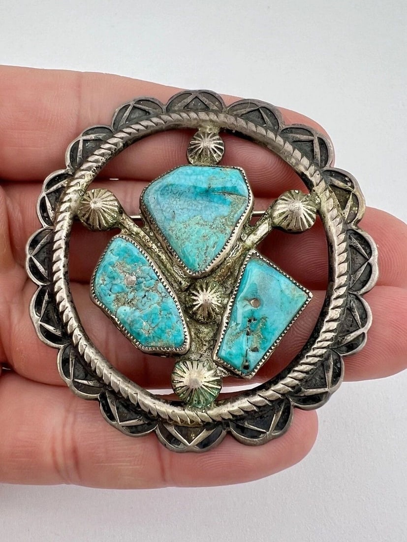 VTG ZUNI HORACE LULE? SILVER NATURAL TURQUOISE PIN BROOCH 2.25" (1 of 2)