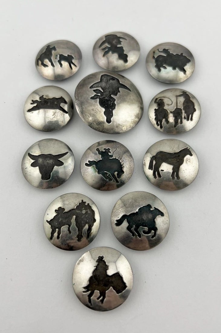 VTG NAVAJO STERLING SILVER COWBOY RODEO BULL SOUTHWEST OVERLAY 12 CONCHO BELT: VTG NAVAJO STERLING SILVER COWBOY RODEO BULL SOUTHWEST OVERLAY 12 CONCHO BELT Vtg Navajo Sterling Silver Cowboy Rodeo Bull Southwest Overlay 12 Concho Belt Buckle Size: Over 1 1/4" Tall 7 Wide Concho 