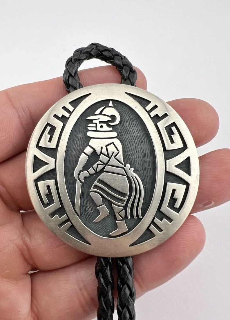 VINTAGE WILLIE ARCHIE TALAHAFTEWA HOPI STERLING SILVER OVERLAY KACHINA BOLO TIE (1 of 2)