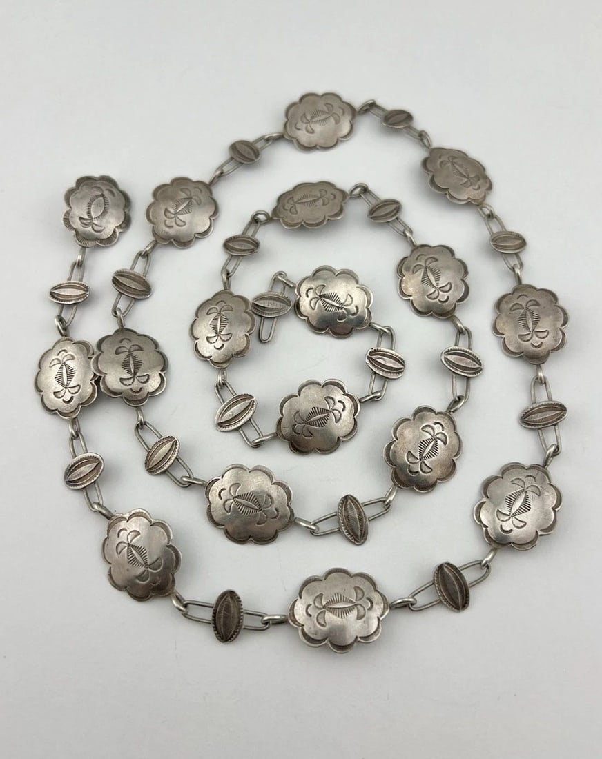 1940'S FRED HARVEY ERA NAVAJO COIN SILVER STAMPED WOMEN'S CONCHO BELT 35" -57G: 1940'S FRED HARVEY ERA NAVAJO COIN SILVER STAMPED WOMEN'S CONCHO BELT 35" -57G 1940's Fred Harvey Era Navajo Coin Silver Stamped Women's Concho Belt 35" -57g Belt is 35" Long Tip To Tip Buckle/ Concho
