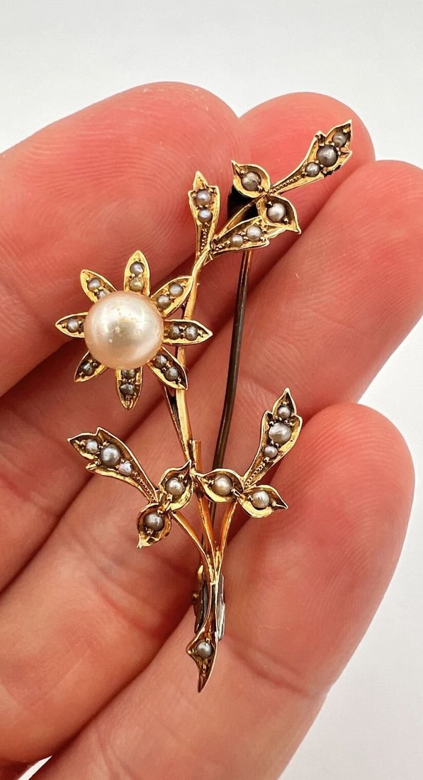 ANTIQUE VICTORIAN 9K YELLOW GOLD SEED PEARL & 6MM PEARL FLOWER PIN BROOCH (1 of 2)