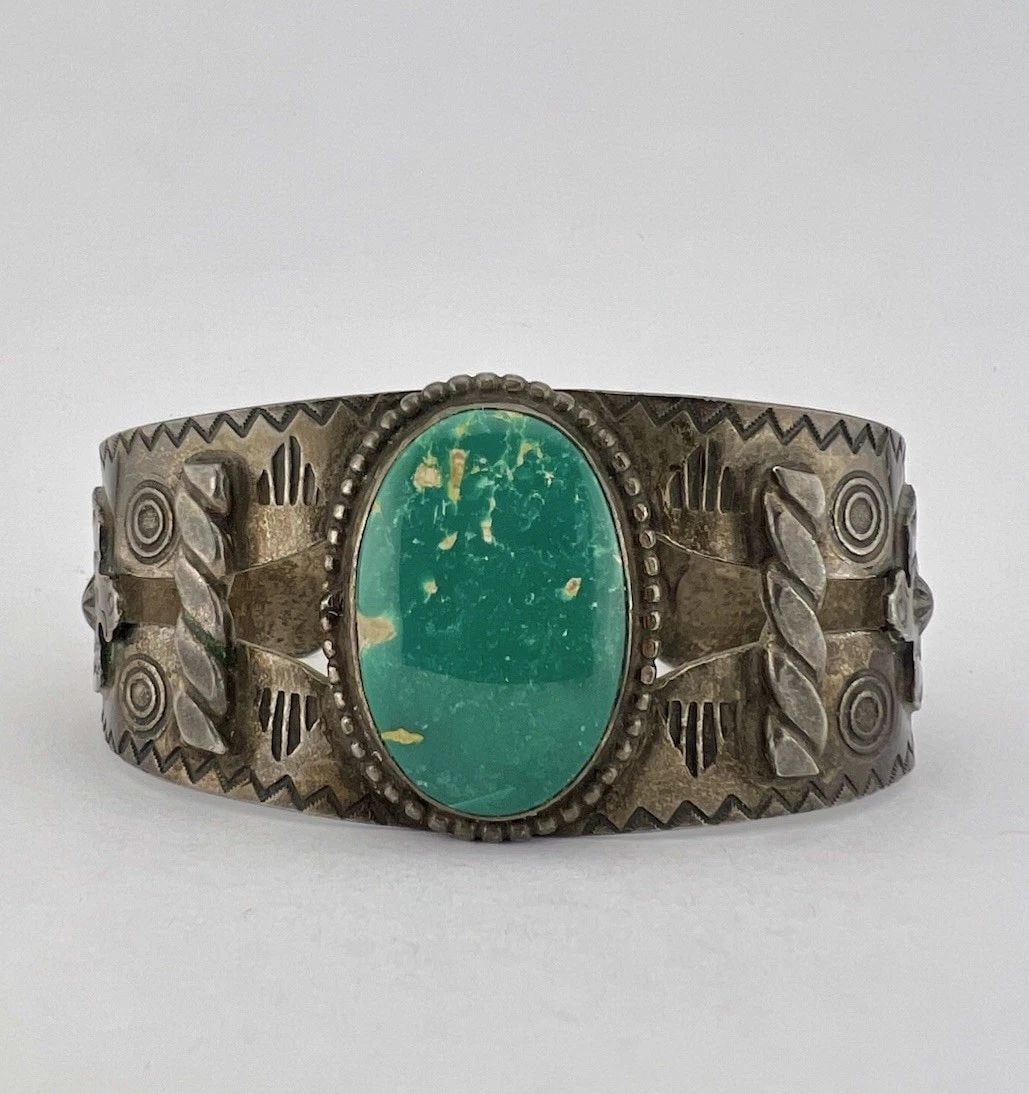 VTG FRED HARVEY NAVAJO STERLING CERRILLOS TURQUOISE THUNDERBIRD CUFF BRACELET: VTG FRED HARVEY NAVAJO STERLING CERRILLOS TURQUOISE THUNDERBIRD CUFF BRACELET Vintage 1930's Fred Harvey Navajo Sterling Silver Cerrillos Turquoise Thunderbird Cuff Bracelet Cuff is Just Over 5 1/4" t