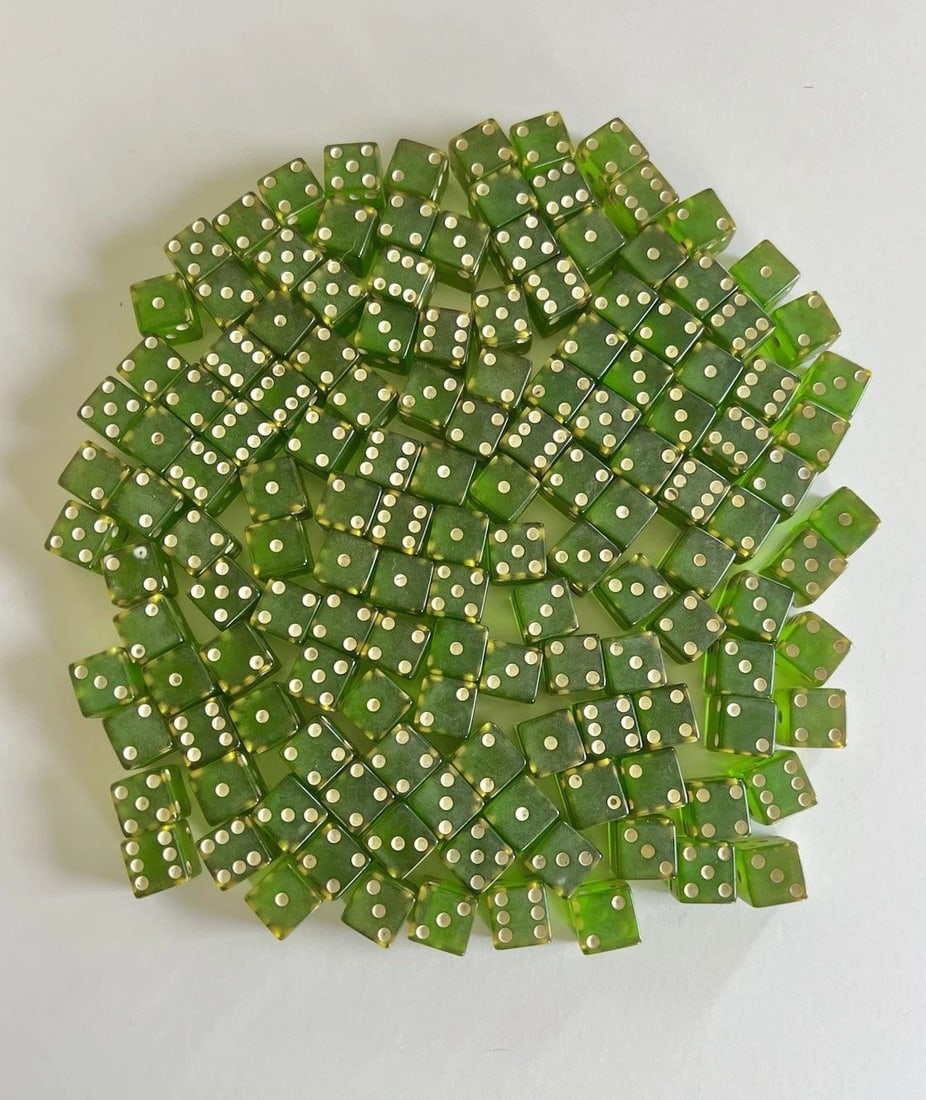 144 - OLD APPLE GREEN BAKELITE FATURAN CATALIN TRANSLUCENT 1/2" DICE LOT 328.6G (1 of 2)