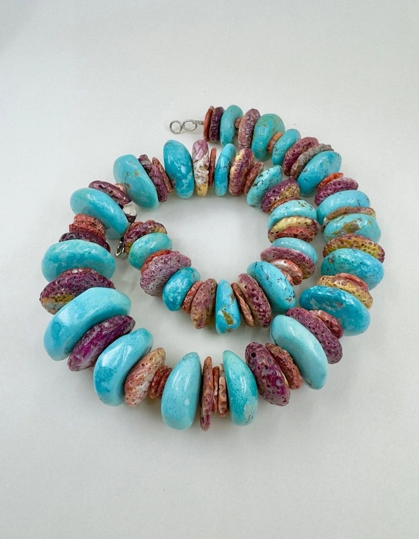 SANTO DOMINGO KEWA TURQUOISE MULTI COLOR SPINY OYSTER HEISHI STERLING NECKLACE (1 of 2)
