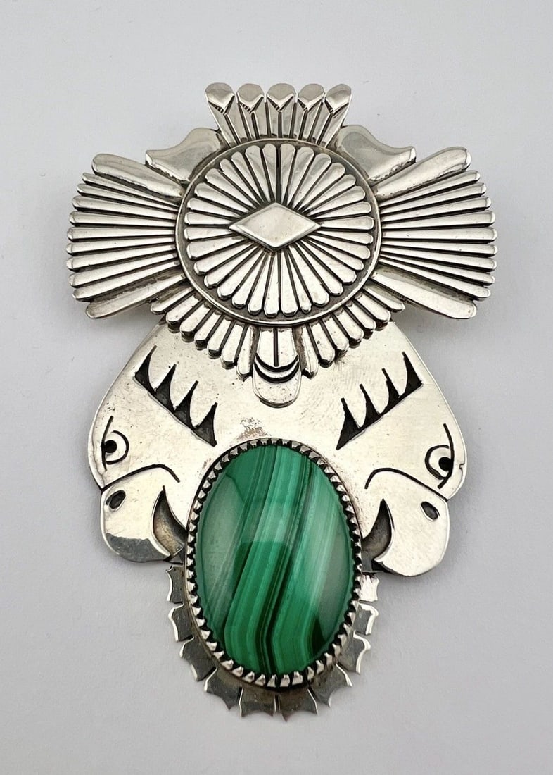VTG EDDY CHACO NAVAJO STERLING SILVER MALACHITE STAMPED EAGLE PIN PENDANT 3.25": VTG EDDY CHACO NAVAJO STERLING SILVER MALACHITE STAMPED EAGLE PIN PENDANT 3.25" Vtg EDDY CHACO Navajo Sterling Silver Malachite Stamped Eagle Pin Pendant 3.25" Size: 3 1/4" Tall & Over 2 1/4" Wide Met