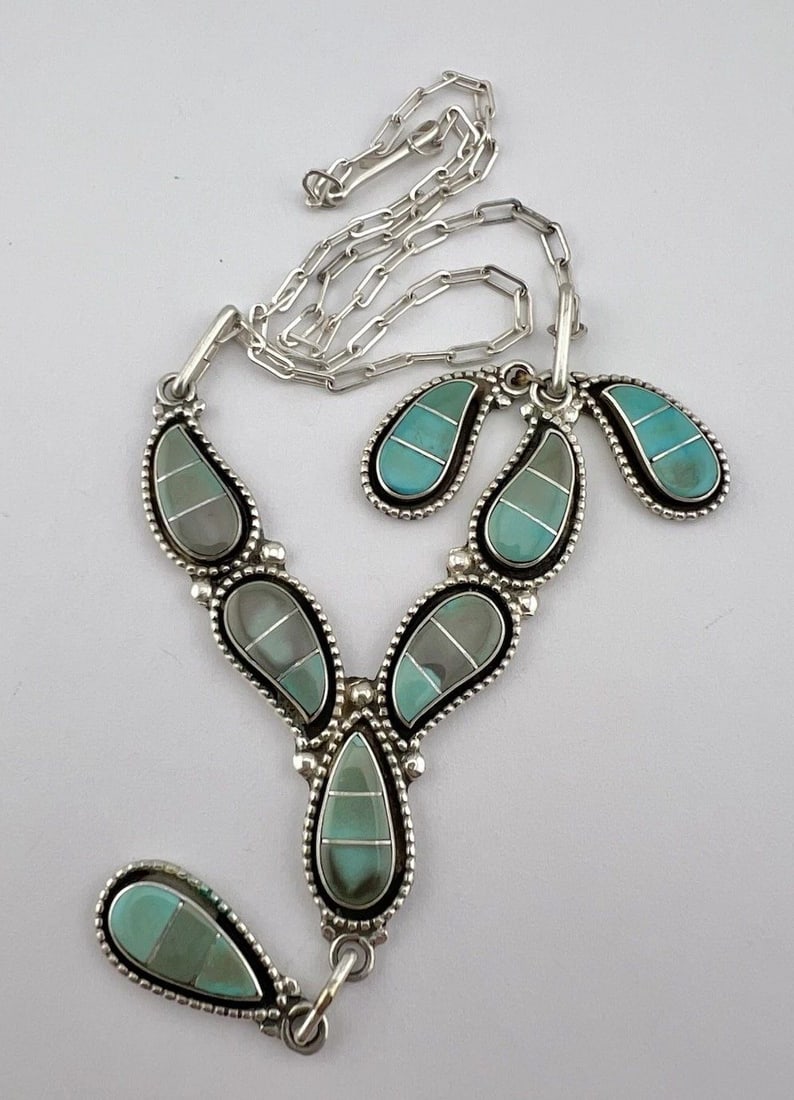 ZUNI SUSIE WILLIS LEEKITY LOWSAYATEE CHANNEL INLAY TURQUOISE EARRINGS NECKLACE: ZUNI SUSIE WILLIS LEEKITY LOWSAYATEE CHANNEL INLAY TURQUOISE EARRINGS NECKLACE Vtg Zuni Susie Willis Leekity Lowsayatee Channel Inlay Turquoise Earrings Necklace Necklace Size: Around 17" - Adjustable