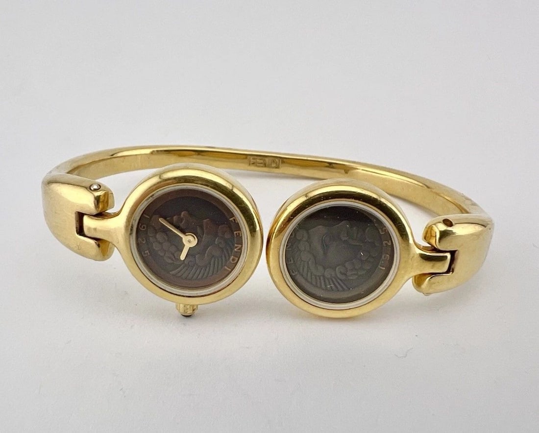 RARE FENDI GOLD ANALOG QUARTZ 600L BANGLE ROMAN COIN CUFF WOMEN'S WRISTWATCH (1 of 2)