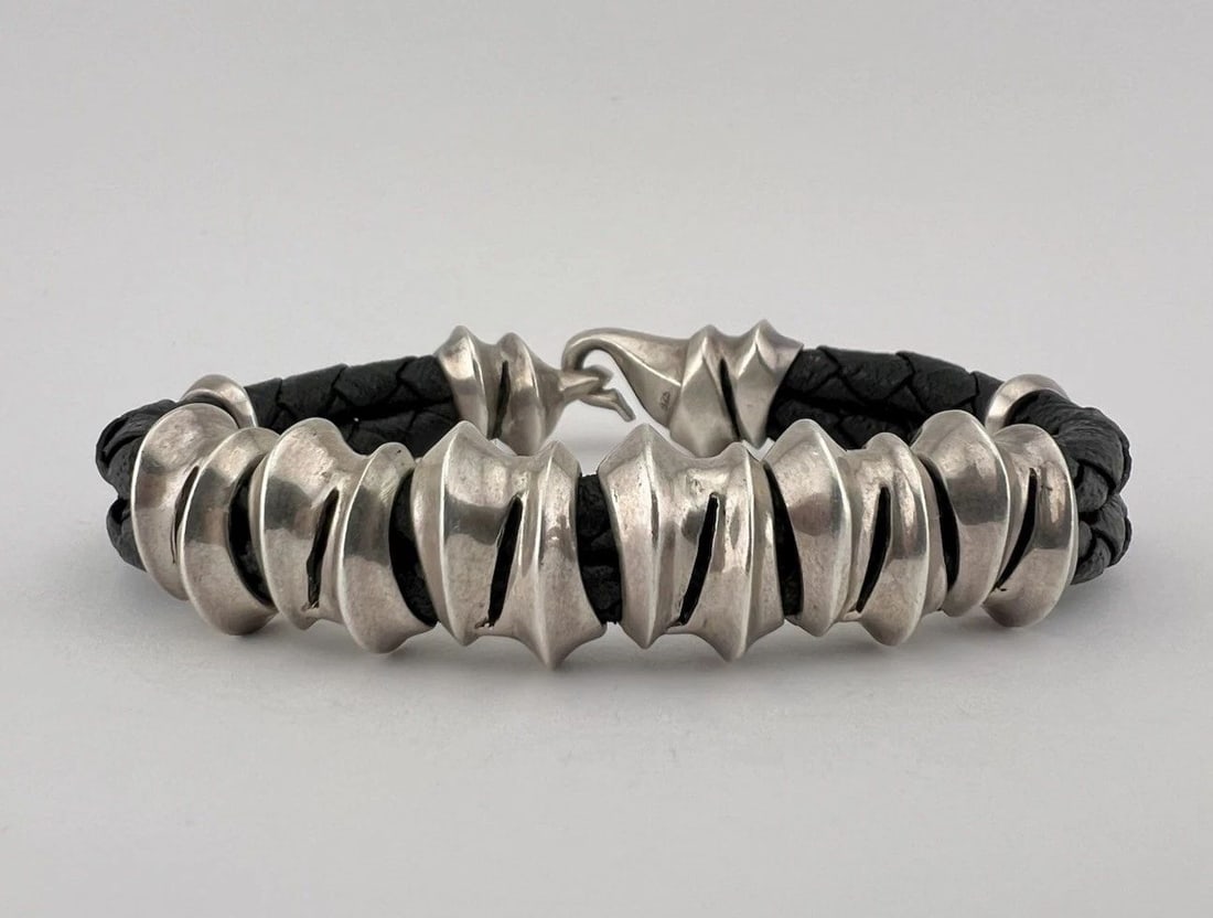 GACKT DARTS GIGOR GOTHIC PUNK BIKER STERLING SILVER TEETH LEATHER HOOK BRACELET (1 of 2)