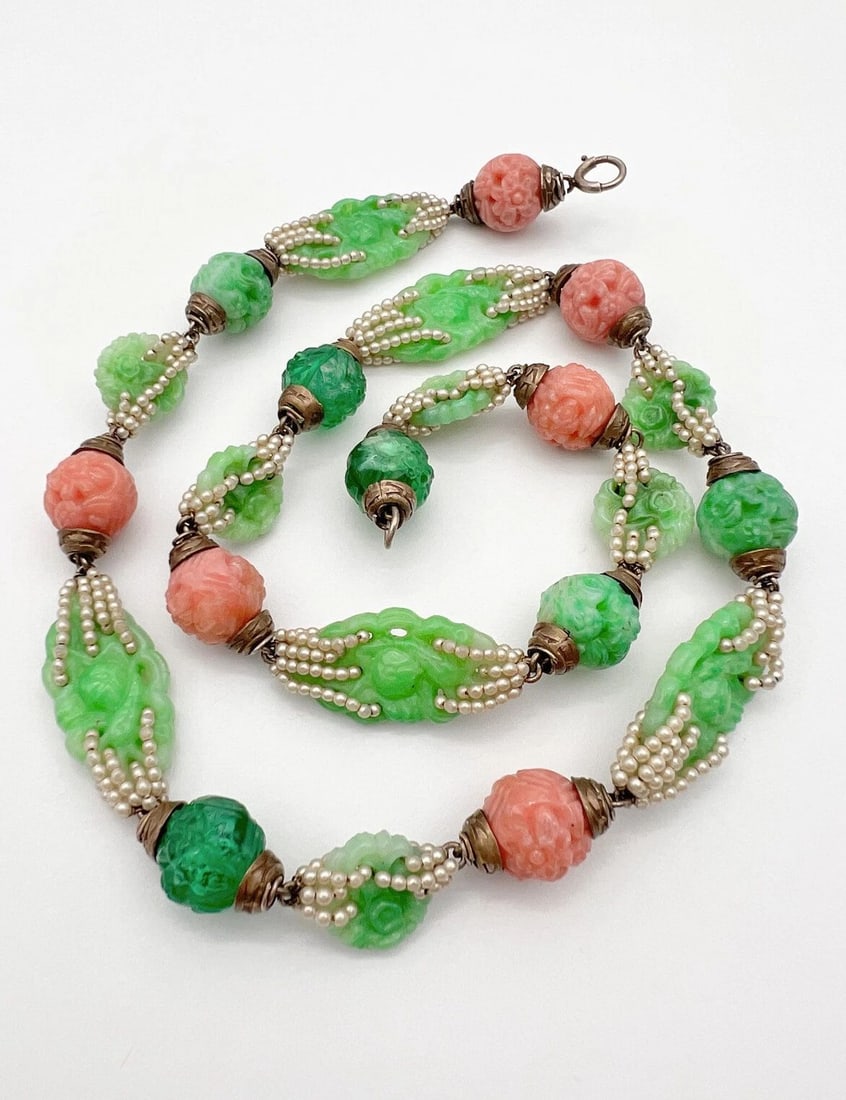 1930 CZECH ART DECO MOLDED JADE GLASS SEED PEARL FLOWER STERLING SILVER NECKLACE: 1930 CZECH ART DECO MOLDED JADE GLASS SEED PEARL FLOWER STERLING SILVER NECKLACE Antique 1930's Czech Art Deco Molded Jade Glass Seed Pearl Flower Sterling Silver Necklace Size: 19" long tip to Tip Me