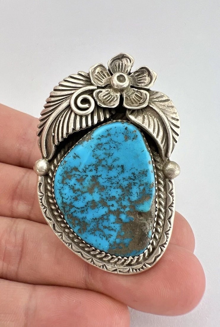 MASSIVE 2 1/8" VTG NAVAJO STERLING SILVER KINGMAN TURQUOISE STAMPED RING 33.8G: MASSIVE 2 1/8" VTG NAVAJO STERLING SILVER KINGMAN TURQUOISE STAMPED RING 33.8G Massive 2 1/8" Vtg Navajo Sterling Silver Kingman Turquoise Stamped Ring 33.8g Size: 11.75 - Can Be Re Sized Weight is 33