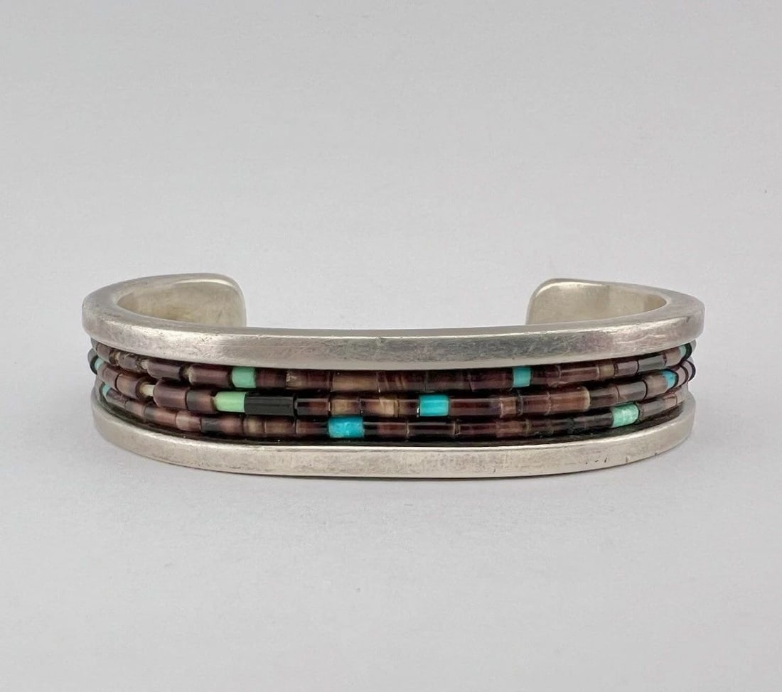 RARE VINTAGE NAVAJO STERLING SILVER 3 ROLLED HAND CUT HEISHI CUFF BRACELET (1 of 2)