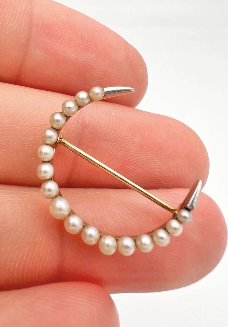 ANTIQUE VICTORIAN 14K YELLOW GOLD SEED PEARL FLOWER CRESCENT MOON PIN BROOCH (1 of 2)
