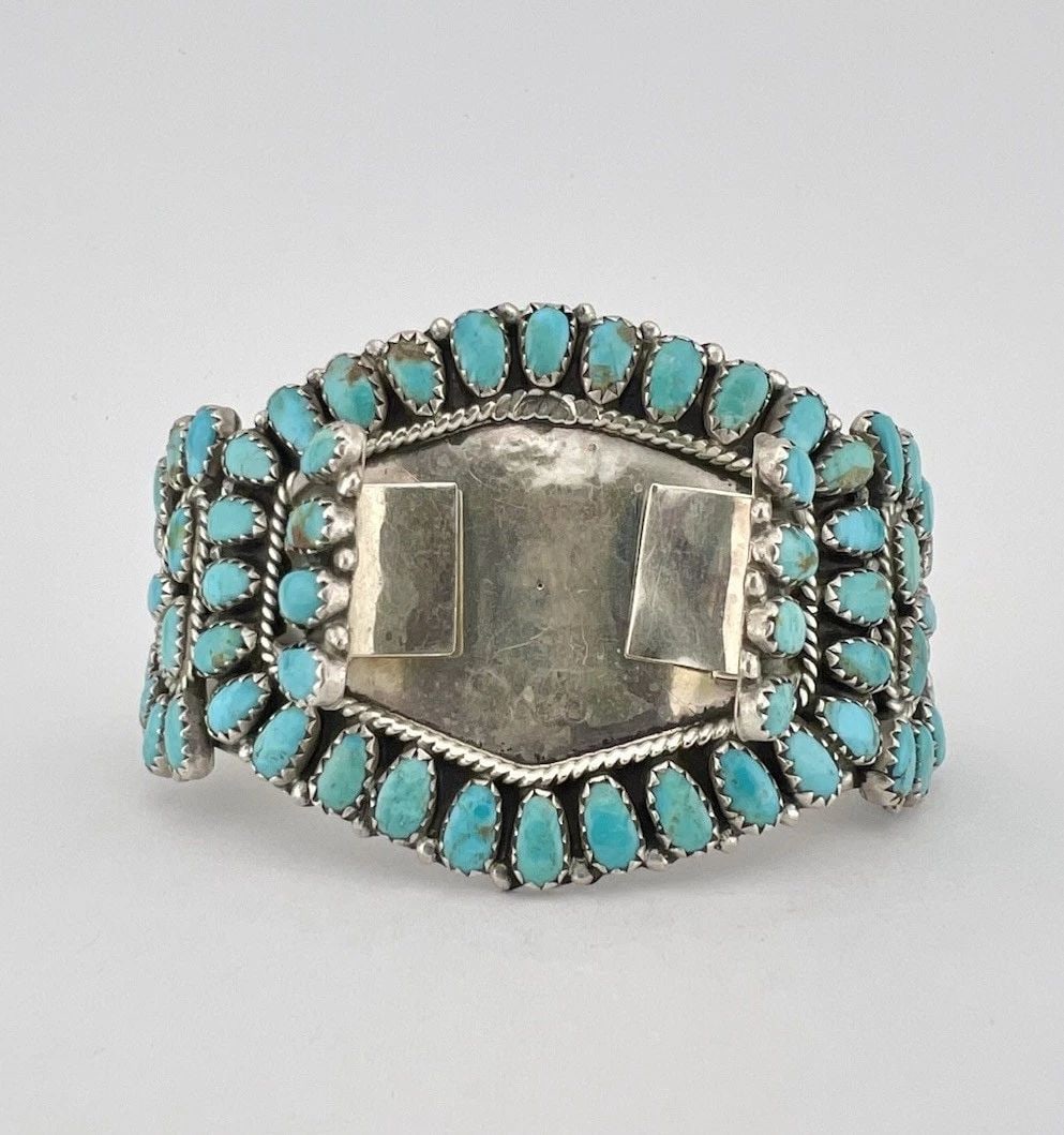 LARRY MOSES BEGAY NAVAJO STERLING SILVER TURQUOISE CLUSTER WATCH CUFF BRACELET: LARRY MOSES BEGAY NAVAJO STERLING SILVER TURQUOISE CLUSTER WATCH CUFF BRACELET Vintage LARRY MOSES BEGAY Navajo Sterling Silver Turquoise Cluster Watch Cuff Bracelet Cuff is Around 5 1/4" tip to Tip a