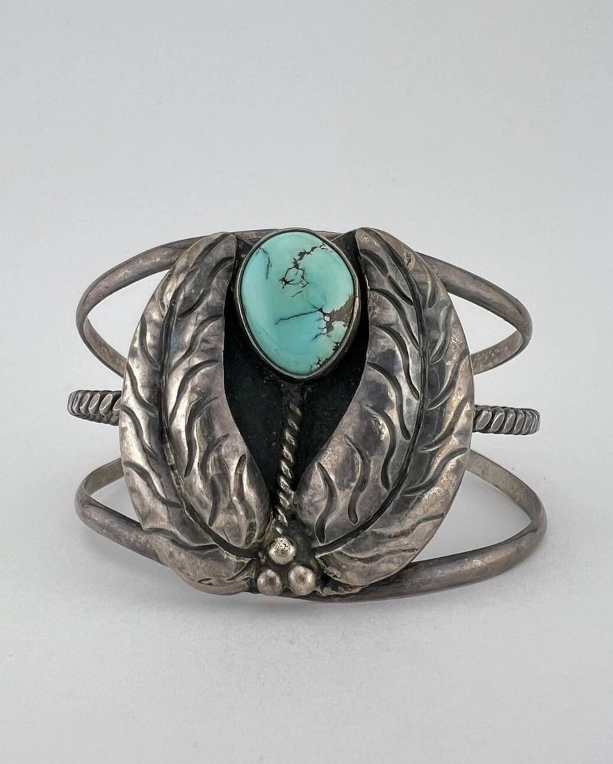 VINTAGE NAVAJO STERLING SILVER DRY CREEK TURQUOISE STAMPED WIDE CUFF BRACELET: VINTAGE NAVAJO STERLING SILVER DRY CREEK TURQUOISE STAMPED WIDE CUFF BRACELET Vintage Navajo Sterling Silver Dry Creek Turquoise Stamped Wide Cuff Bracelet Cuff is 5 1/2" tip to Tip and has a Just Und