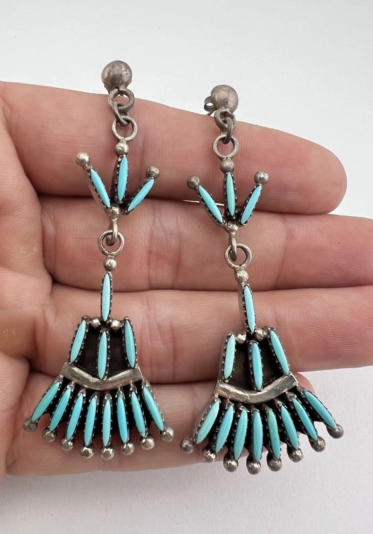 VTG ZUNI STERLING SILVER NEEDLEPOINT TURQUOISE CLUSTER POST DANGLE EARRINGS 3" (1 of 2)
