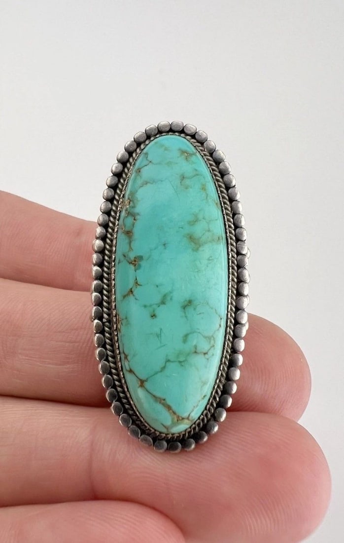 HUGE OLD FRED HARVEY ERA NAVAJO STERLING SILVER TURQUOISE LONG WOMEN'S RING: HUGE OLD FRED HARVEY ERA NAVAJO STERLING SILVER TURQUOISE LONG WOMEN'S RING HUGE Old Fred Harvey Era Navajo Sterling Silver Turquoise Long Women's Ring Ring Size: 7 - Can Be Re Sized Weight is 13.0 Gr