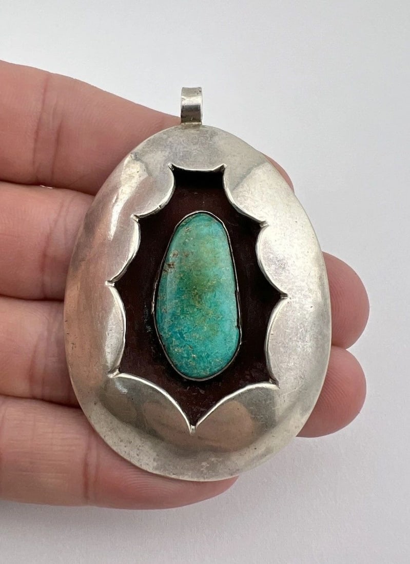 VTG NAVAJO STERLING SILVER HIGH GRADE ROYSTON TURQUOISE SHADOWBOX PENDANT 2.5" (1 of 2)