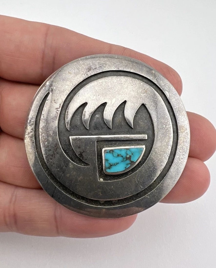 VINTAGE HOPI STERLING SILVER TRIBAL WAVE OVERLAY & FLUSH TURQUOISE PIN BROOCH 2" (1 of 2)