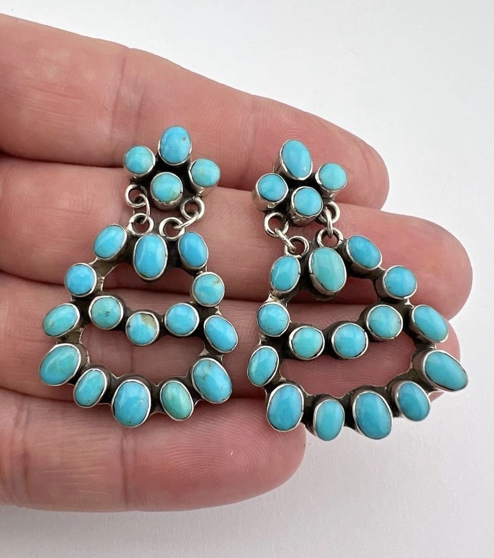 VTG NAVAJO STERLING SILVER PETIT POINT TURQUOISE CLUSTER DANGLE POST EARRINGS: VTG NAVAJO STERLING SILVER PETIT POINT TURQUOISE CLUSTER DANGLE POST EARRINGS Vtg Navajo Sterling Silver Petit Point Turquoise Cluster Dangle Post Earrings Size: Around 1 3/4" Tall With Dangle By 1 1/