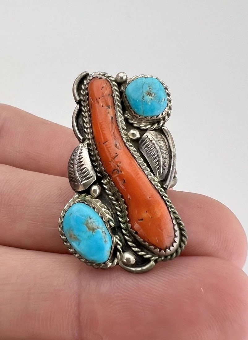 VTG SIMPLICIO LEEKYA DEYUSE ZUNI STERLING SILVER TURQUOISE CORAL WOMEN'S RING #1: VTG SIMPLICIO LEEKYA DEYUSE ZUNI STERLING SILVER TURQUOISE CORAL WOMEN'S RING #1 Vtg Simplicio Leekya Deyuse Zuni Sterling Silver Turquoise Coral Women's Ring #1 Ring Size: 7.25 - Can Be Resized Weigh