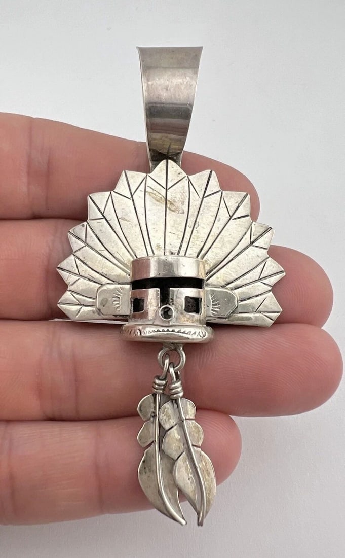 VINTAGE NAVAJO STERLING SILVER STAMPED 3D KACHINA DANGLE PENDANT 3 3/8": VINTAGE NAVAJO STERLING SILVER STAMPED 3D KACHINA DANGLE PENDANT 3 3/8" Vintage Navajo Sterling Silver Stamped 3D Kachina Dangle Pendant 3 3/8" Size: Around 3 3/8" Tall With Bail By 1 5/8" Wide At the
