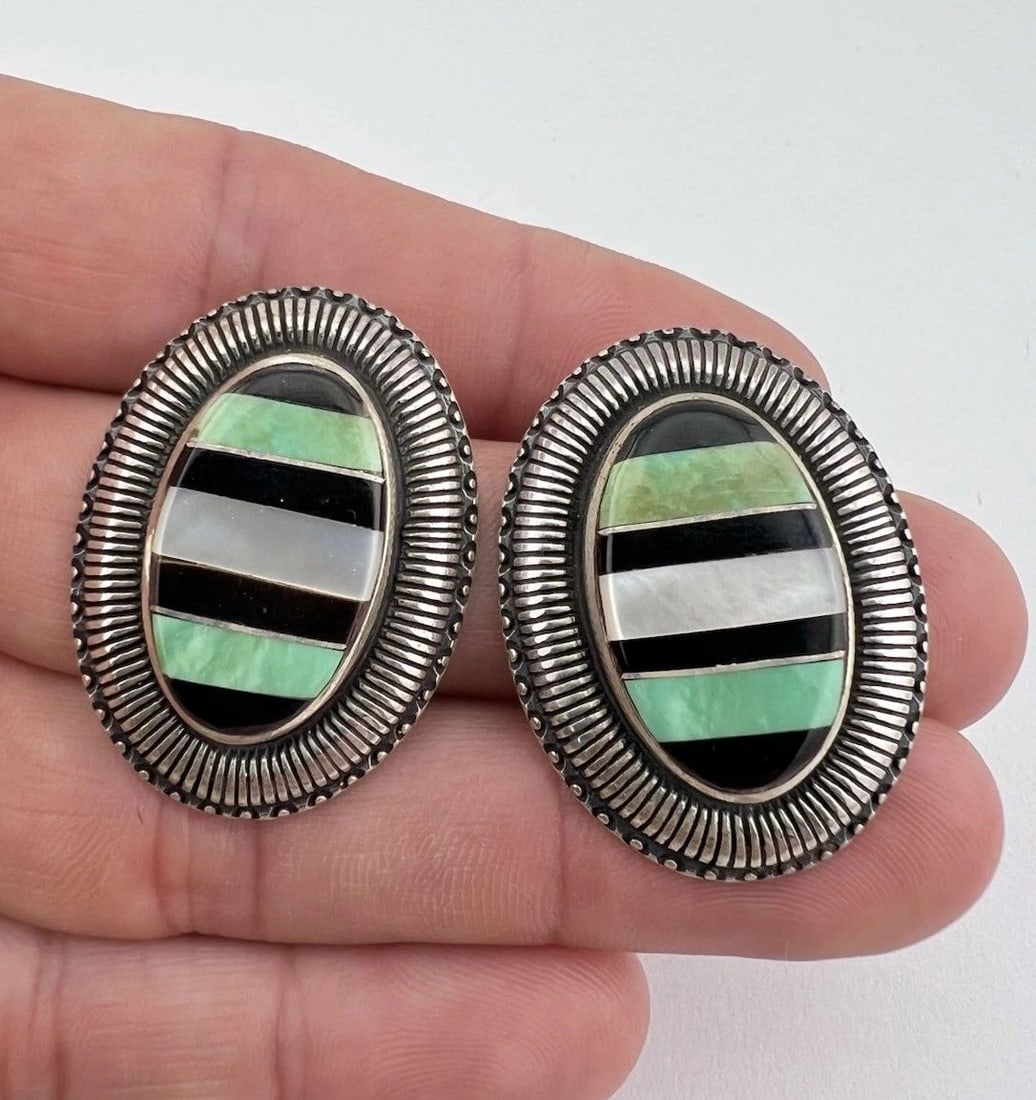 VTG NAVAJO STERLING SILVER TURQUOISE JET MOTHER OF PEARL OVAL POST EARRINGS (1 of 2)