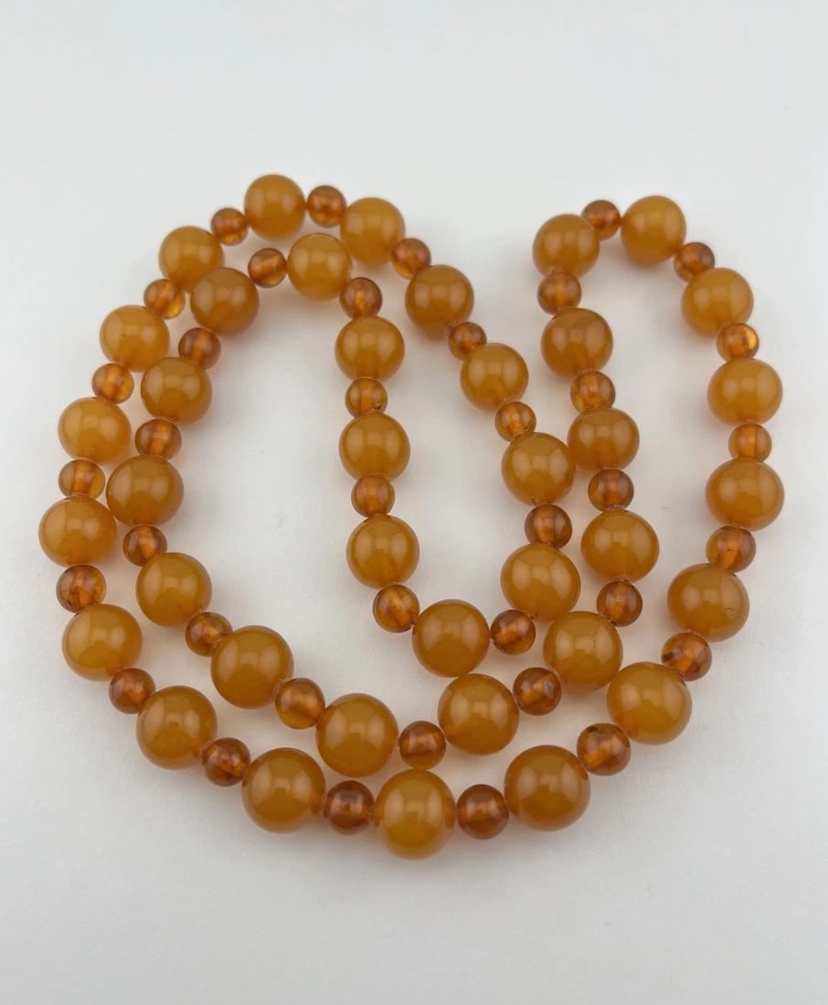 VINTAGE NATURAL BALTIC COGNAC HONEY AMBER ROUND BALL NECKLACE 32" - 64.8G (1 of 2)