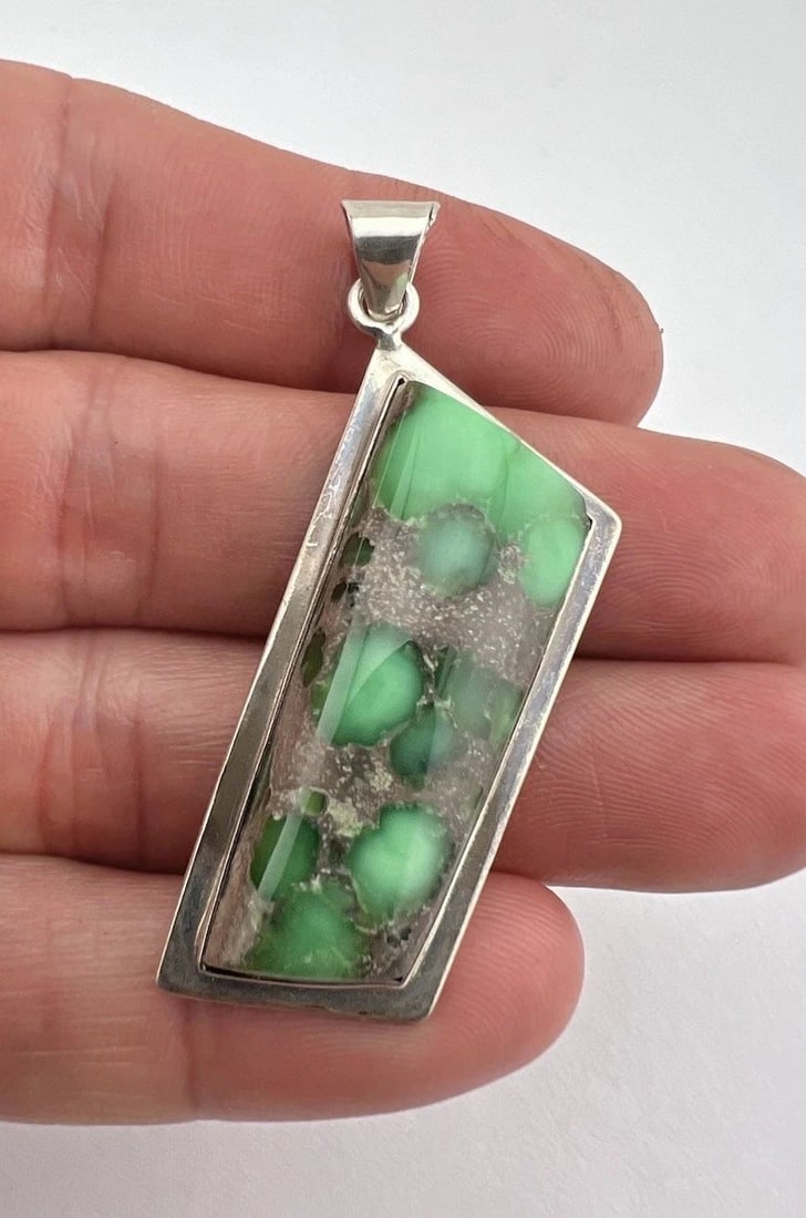 VTG NAVAJO STERLING SILVER HIGH GRADE DAMELE VARISCITE TURQUOISE PENDANT 2.25": VTG NAVAJO STERLING SILVER HIGH GRADE DAMELE VARISCITE TURQUOISE PENDANT 2.25" Vtg Navajo Sterling Silver High Grade Damele Variscite Turquoise Pendant 2.25" Size: 2 1/4" Tall With Bail by 3/4" Wide W