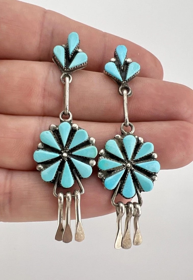 VTG ZUNI STERLING SILVER PETIT POINT TURQUOISE CLUSTER DANGLE EARRINGS 2 5/8" (1 of 2)