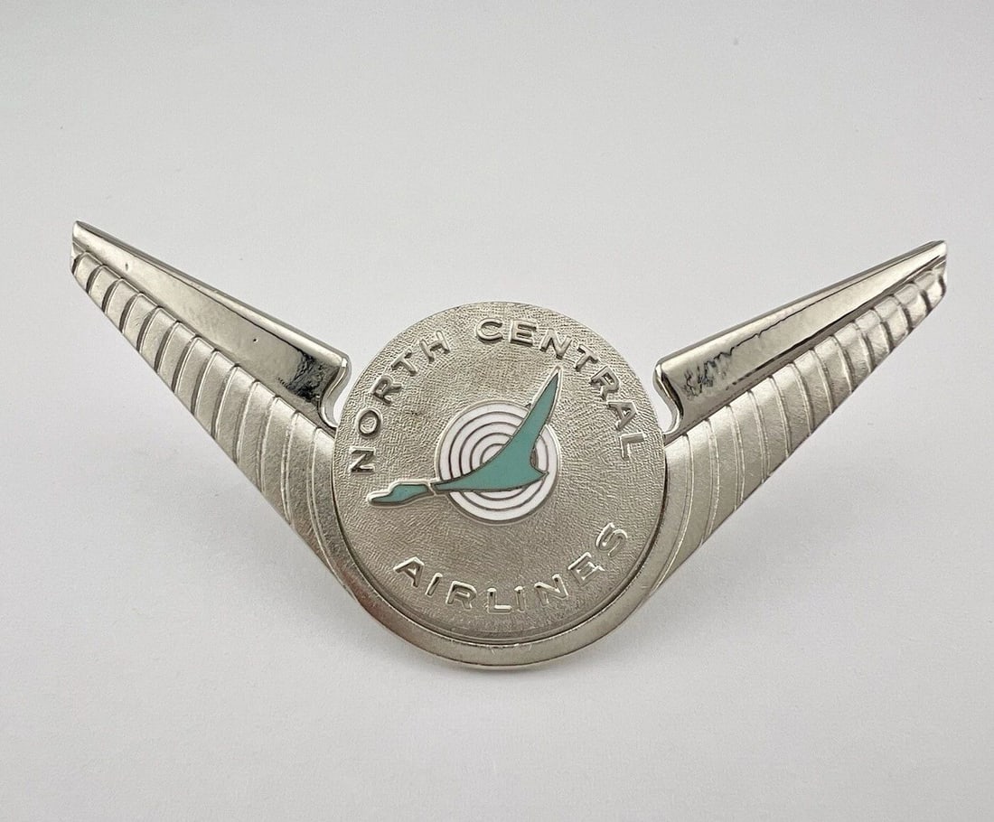 RARE NORTH CENTRAL AIRLINES PILOT CAPTAIN SILVER TONE BALFOUR HAT BADGE WINGS 3" (1 of 2)