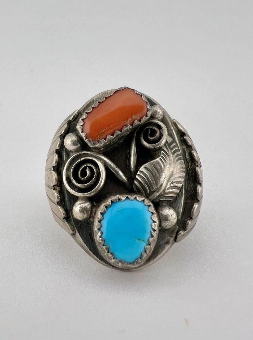 VTG NAVAJO STERLING SILVER SLEEPING BEAUTY TURQUOISE & CORAL 3D MEN'S RING 22.4G: VTG NAVAJO STERLING SILVER SLEEPING BEAUTY TURQUOISE & CORAL 3D MEN'S RING 22.4G Vtg Navajo Sterling Silver Sleeping Beauty Turquoise & Coral 3D Men's Ring 22.4g Ring Size: 13.25 - Can Be Re Sized Wei