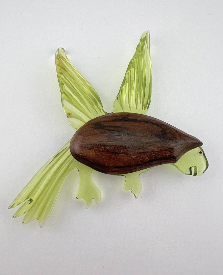HUGE ANTIQUE 1940S CARVED GREEN CLEAR LUCITE & WOOD BIRD IN FLIGHT BROOCH PIN (1 of 2)