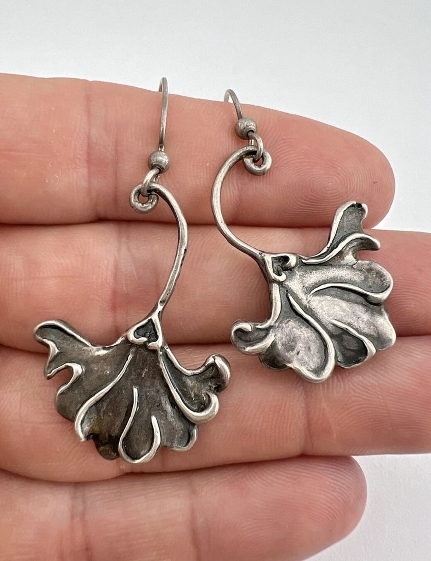 VTG ART NOUVEAU STERLING SILVER 3D IRIS FLOWER HOOK DANGLE DROP EARRINGS 1.75" (1 of 2)