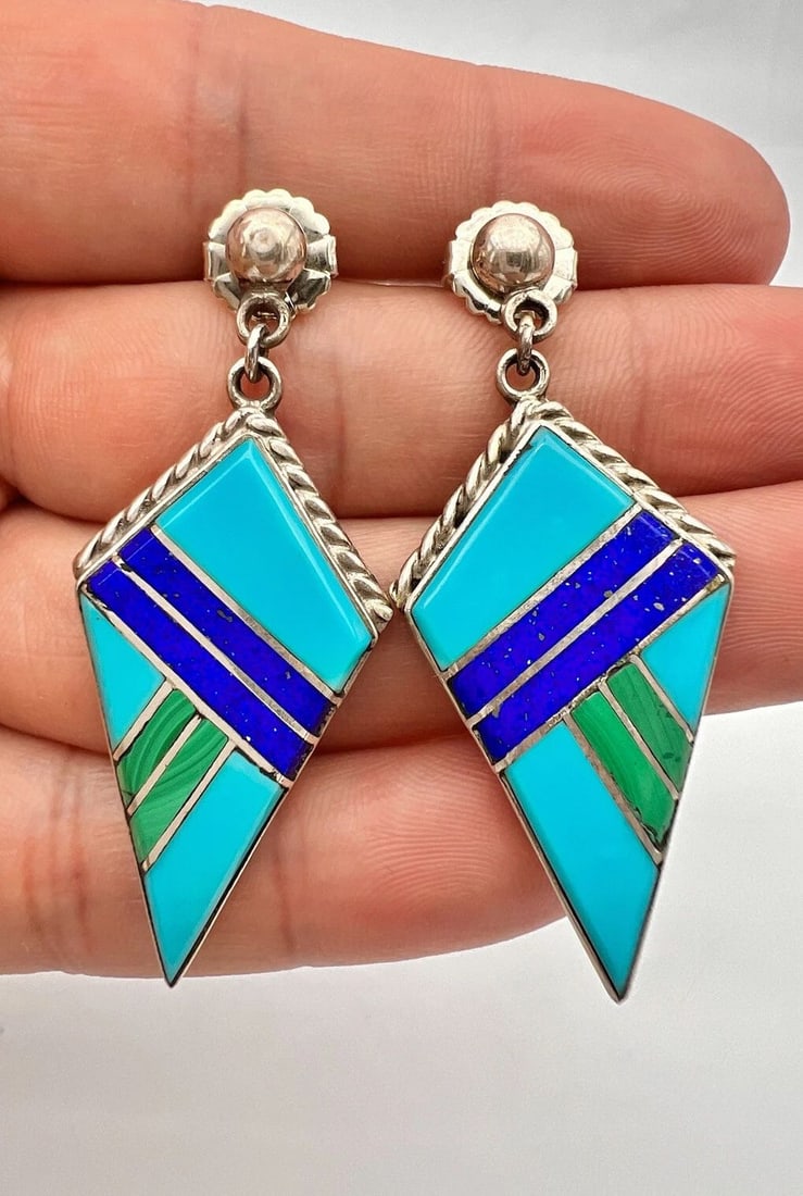 VTG NAVAJO STERLING SILVER MALACHITE TURQUOISE LAPIS FLUSH INLAY POST EARRINGS: VTG NAVAJO STERLING SILVER MALACHITE TURQUOISE LAPIS FLUSH INLAY POST EARRINGS Vtg Navajo Sterling Silver Malachite Turquoise Lapis Flush Inlay Post Earrings Size: About 2 1/8" Tall & Almost 1" Wide W