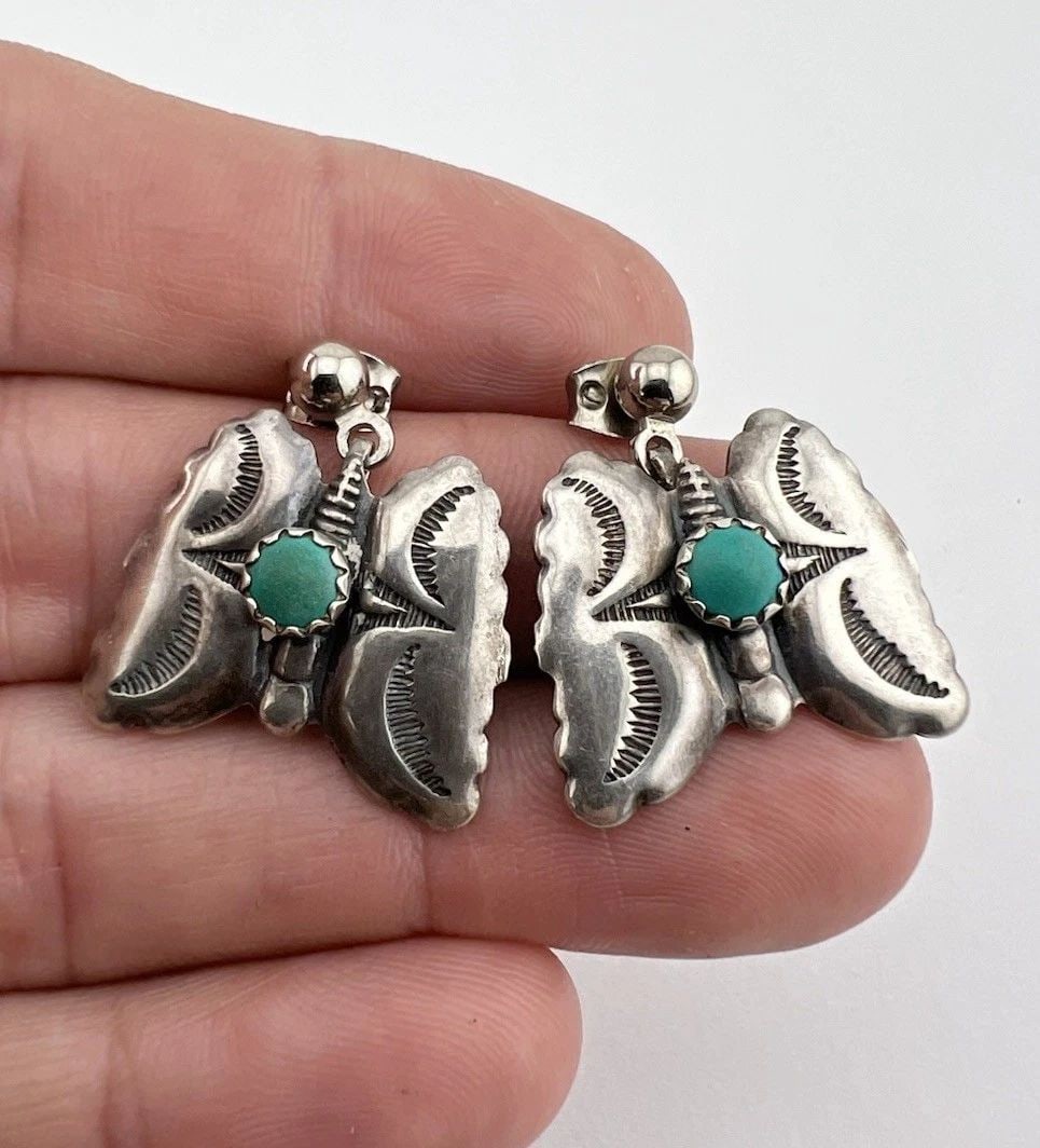 FRED HARVEY STYLE NAVAJO STERLING SILVER TURQUOISE STAMPED BUTTERFLY EARRINGS: FRED HARVEY STYLE NAVAJO STERLING SILVER TURQUOISE STAMPED BUTTERFLY EARRINGS Vtg Fred Harvey Style Navajo Sterling Silver Turquoise Stamped Butterfly Earrings Size: 1" Tall With Dangle & Just Under 1
