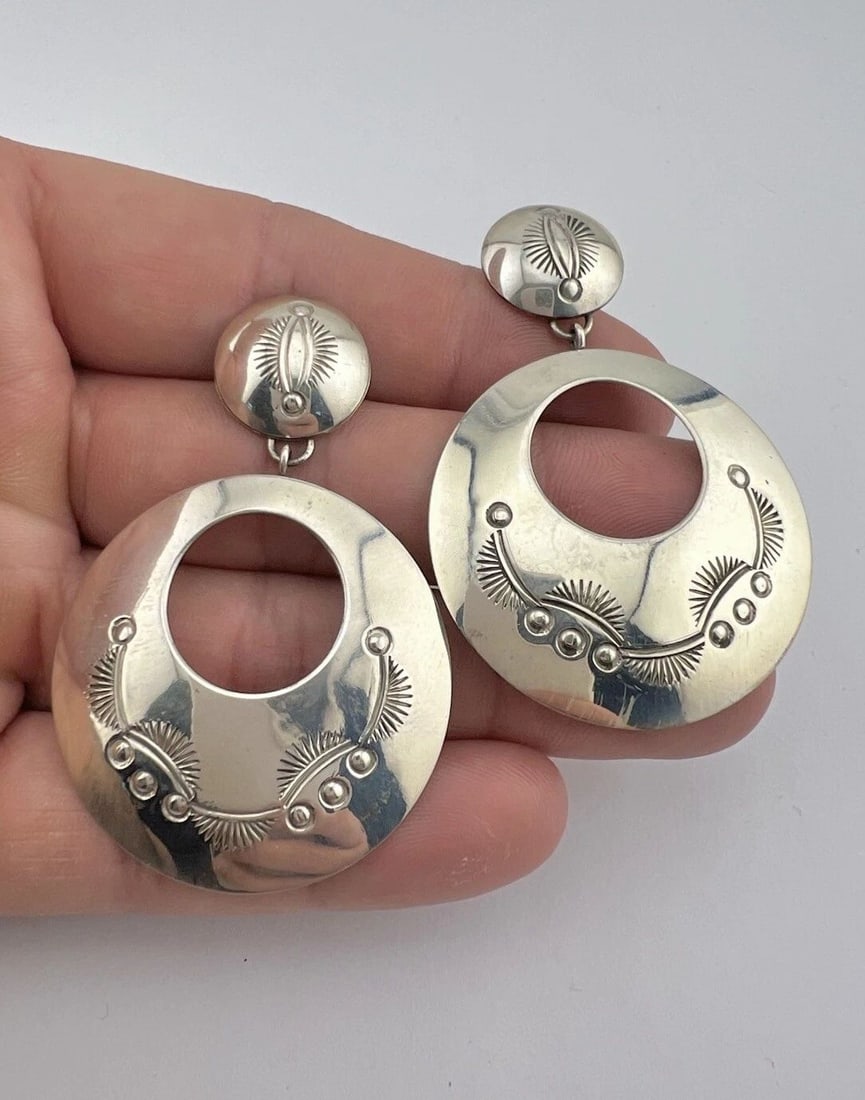 VTG NAVAJO STERLING SILVER DEEP STAMPED CONCHO ROUND DANGLE POST EARRINGS 2.25": VTG NAVAJO STERLING SILVER DEEP STAMPED CONCHO ROUND DANGLE POST EARRINGS 2.25" Vtg Navajo Sterling Silver Deep Stamped Concho Round Dangle Post Earrings 2.25" Size: 2 1/4" Tall With Dangle 1 1/2" Wid