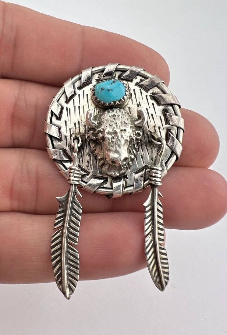 VTG NAVAJO STERLING SILVER TURQUOISE STAMPED BUFFALO BISON FEATHER PENDANT 2.25": VTG NAVAJO STERLING SILVER TURQUOISE STAMPED BUFFALO BISON FEATHER PENDANT 2.25" Vtg Navajo Sterling Silver Turquoise Stamped Buffalo Bison Feather Pendant 2.25" Size: 2 1/4" Tall by Over 1 1/4" Wide 