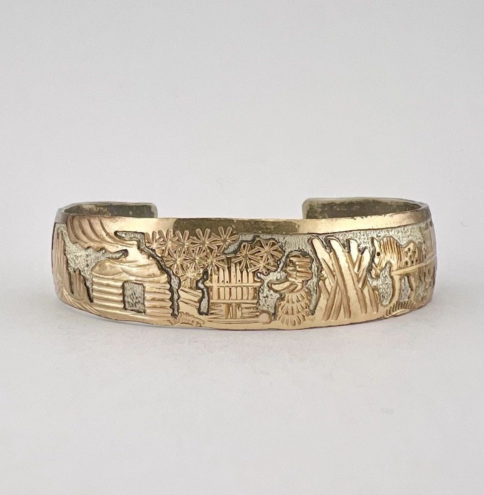VINTAGE NAVAJO STERLING SILVER & GOLD-FILLED OVERLAY PUEBLO SCENE CUFF BRACELET (1 of 2)