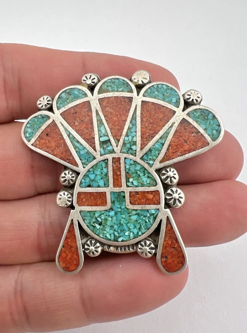 VTG NAVAJO SANDCAST STERLING SILVER CHIP INLAY TURQUOISE & CORAL SUNFACE PENDANT: VTG NAVAJO SANDCAST STERLING SILVER CHIP INLAY TURQUOISE & CORAL SUNFACE PENDANT Vtg Navajo Sandcast Sterling Silver Chip Inlay Turquoise & Coral Sunface Pendant Size: Just Under 2" Tall By 1 7/8" Wid