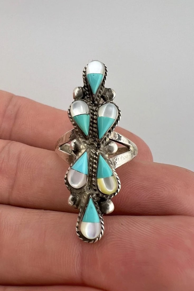 VTG ZUNI STERLING SILVER TURQUOISE & MOTHER OF PEARL CLUSTER LONG RING 1.5" (1 of 2)