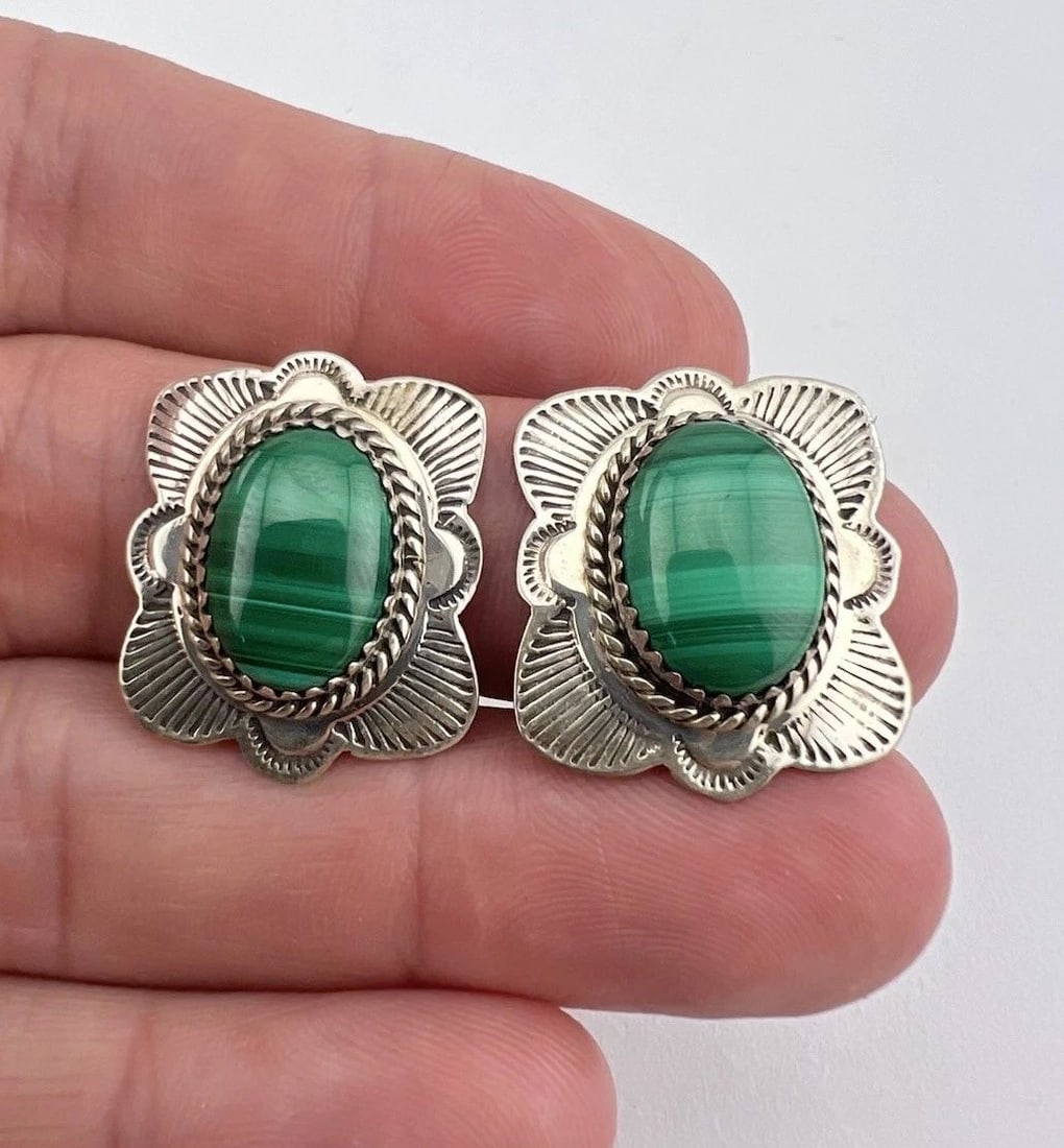 VINTAGE WILL DENETDALE NAVAJO STERLING SILVER MALACHITE STAMPED CLIP EARRINGS: VINTAGE WILL DENETDALE NAVAJO STERLING SILVER MALACHITE STAMPED CLIP EARRINGS Vintage Will Denetdale Navajo Sterling Silver Malachite Stamped Clip Earrings Size: 1" Tall & 7/8" Wide Weight is 9.0 Gram