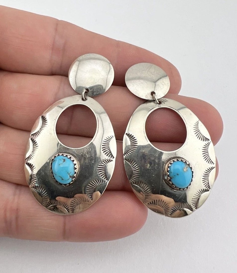 VTG NAVAJO STERLING SILVER SLEEPING BEAUTY TURQUOISE STAMPED DANGLE EARRINGS 2": VTG NAVAJO STERLING SILVER SLEEPING BEAUTY TURQUOISE STAMPED DANGLE EARRINGS 2" Vtg Navajo Sterling Silver Sleeping Beauty Turquoise Stamped Dangle Earrings 2" Size: 2" Tall With Dangle & 1 1/8" Wide 