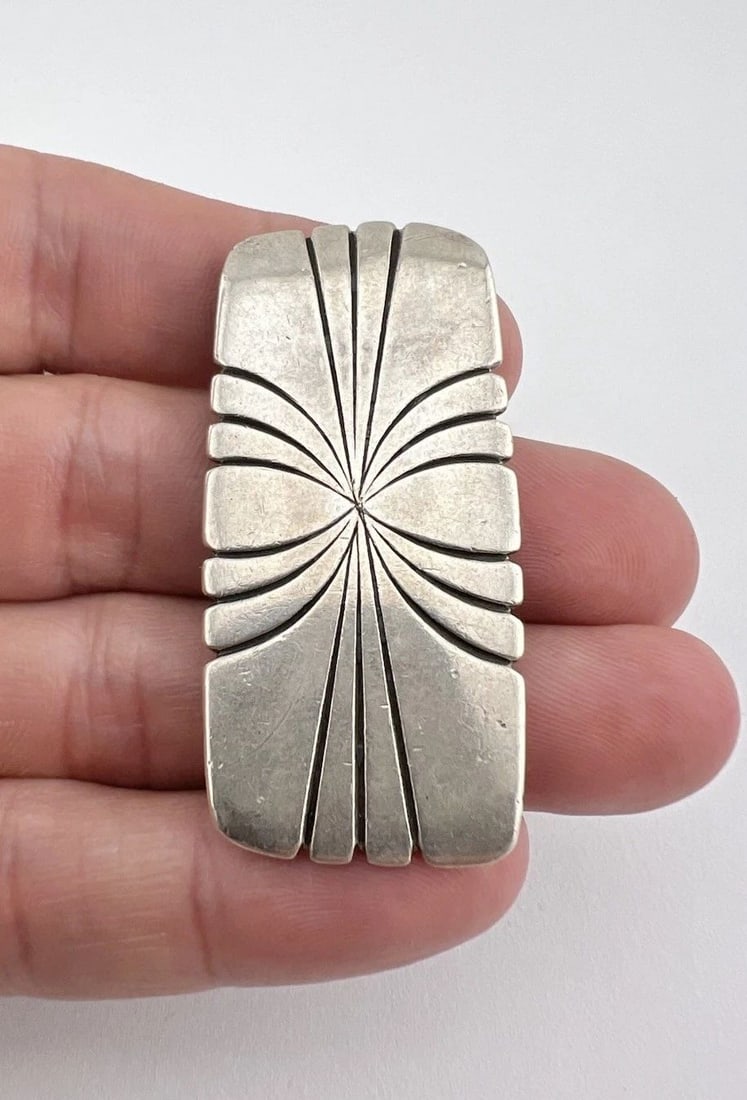 VINTAGE NAVAJO HEAVY STERLING SILVER DEEP STAMPED DETAILED MONEY CLIP 29.8G (1 of 2)