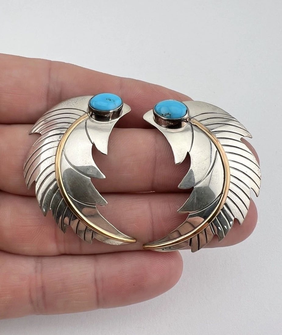 TOMMY & ROSETTA SINGER NAVAJO STERLING SILVER & GF TURQUOISE FEATHER EARRINGS (1 of 2)